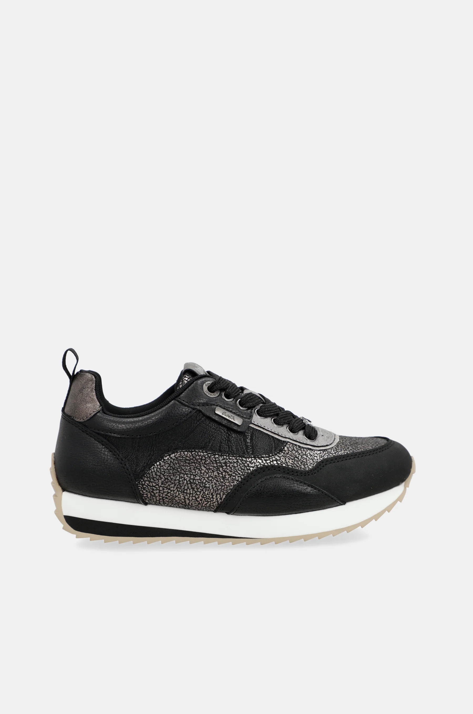 Baskets Travel, noir