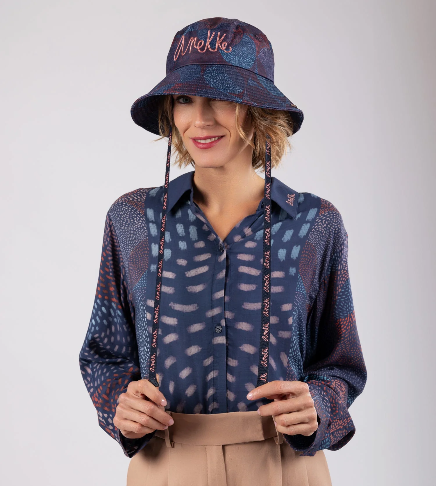 Chapeau de pêcheur bleu - Image 2