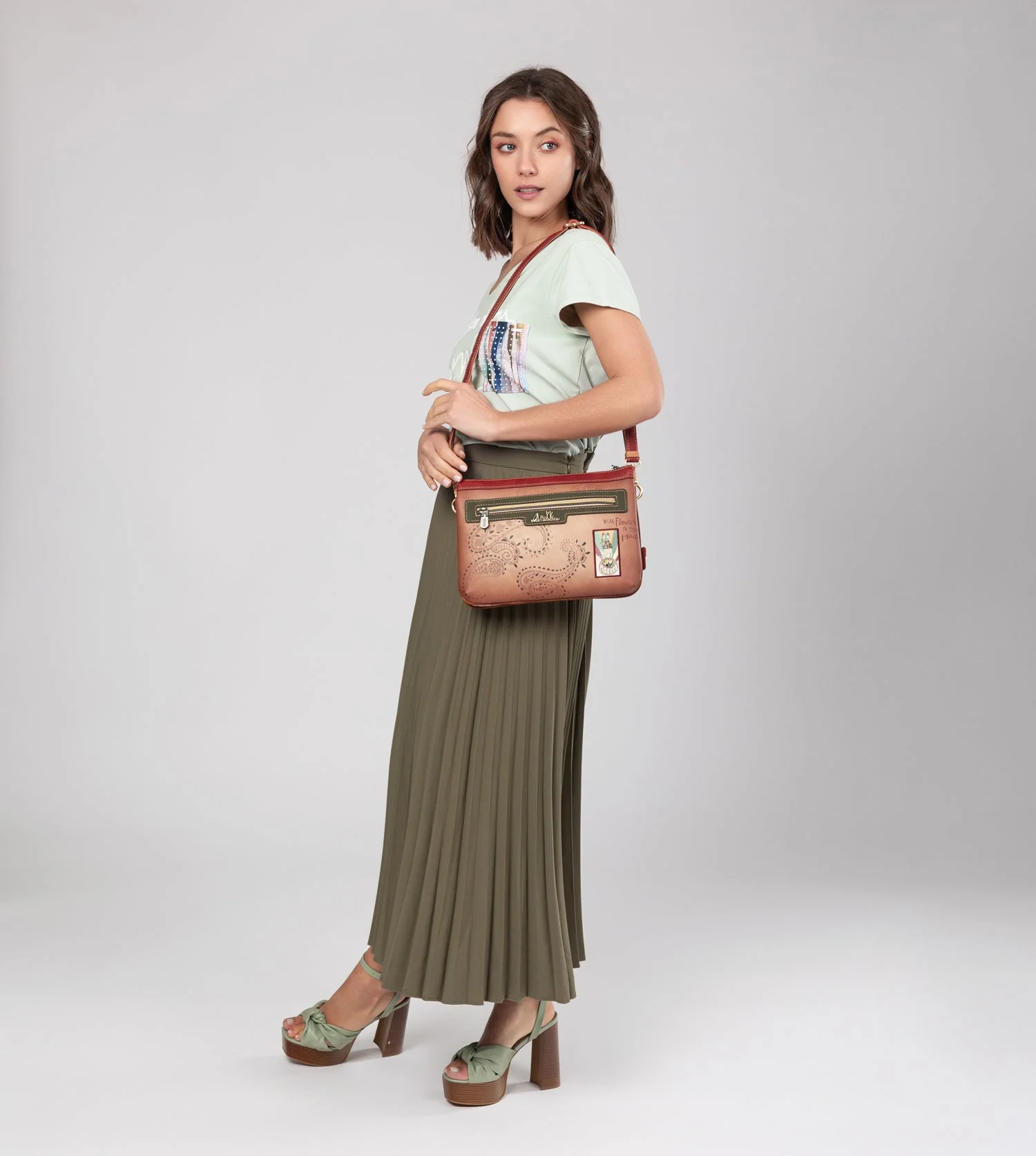 Sac bandoulière imprimé camel Peace & Love - Image 6