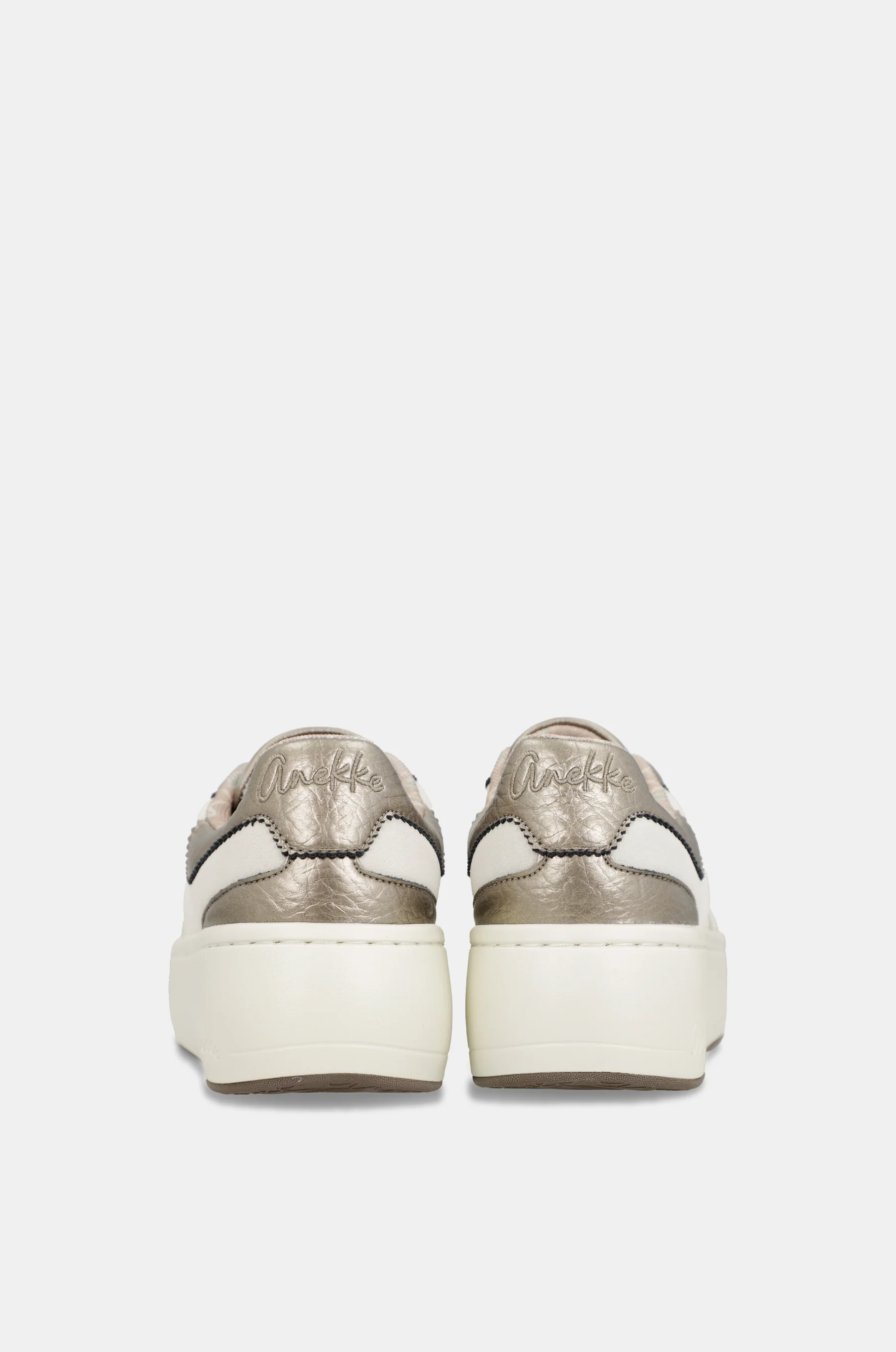 Sneakers beige - Image 3