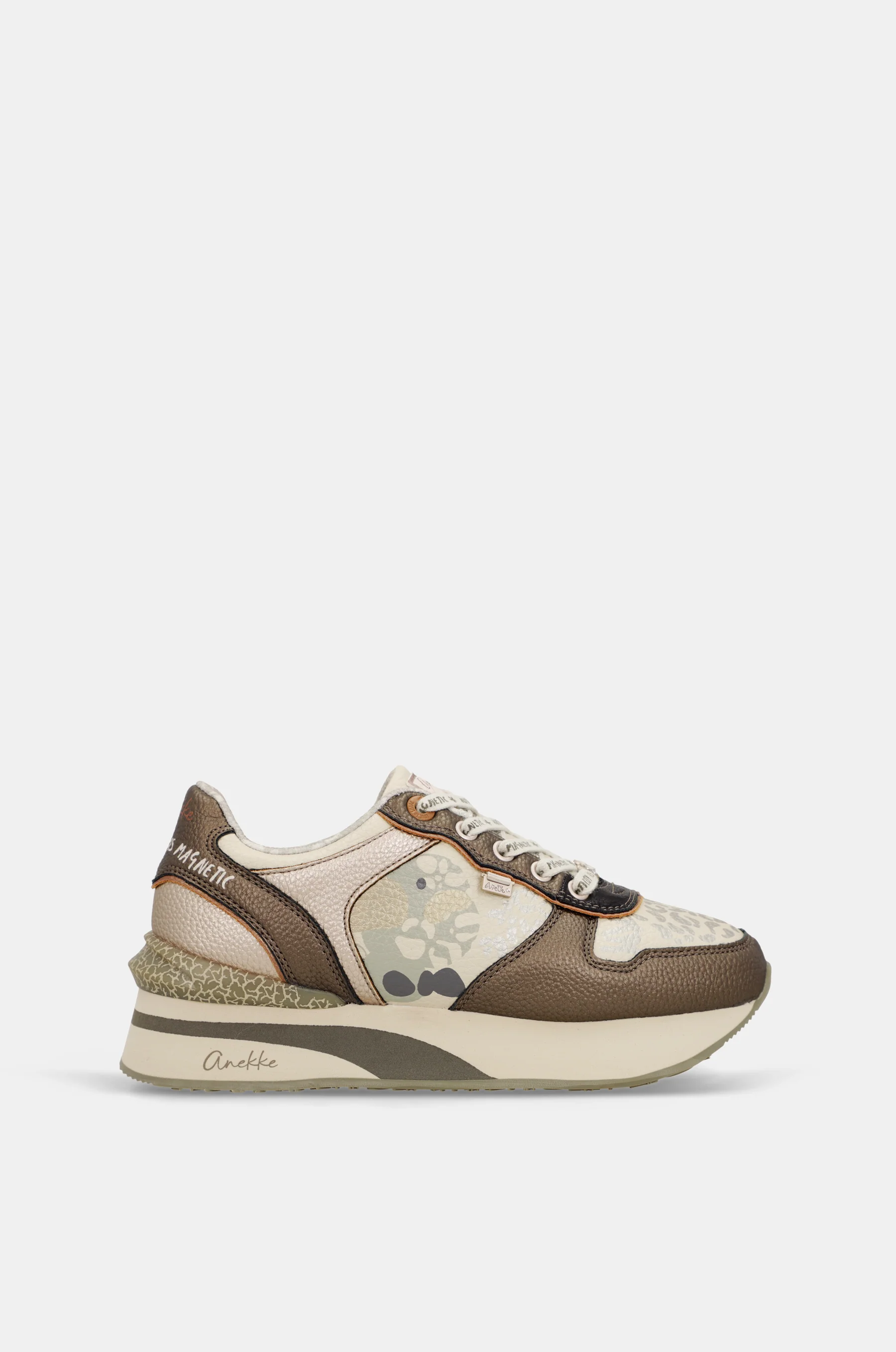 Sneakers beige et cuivrés
