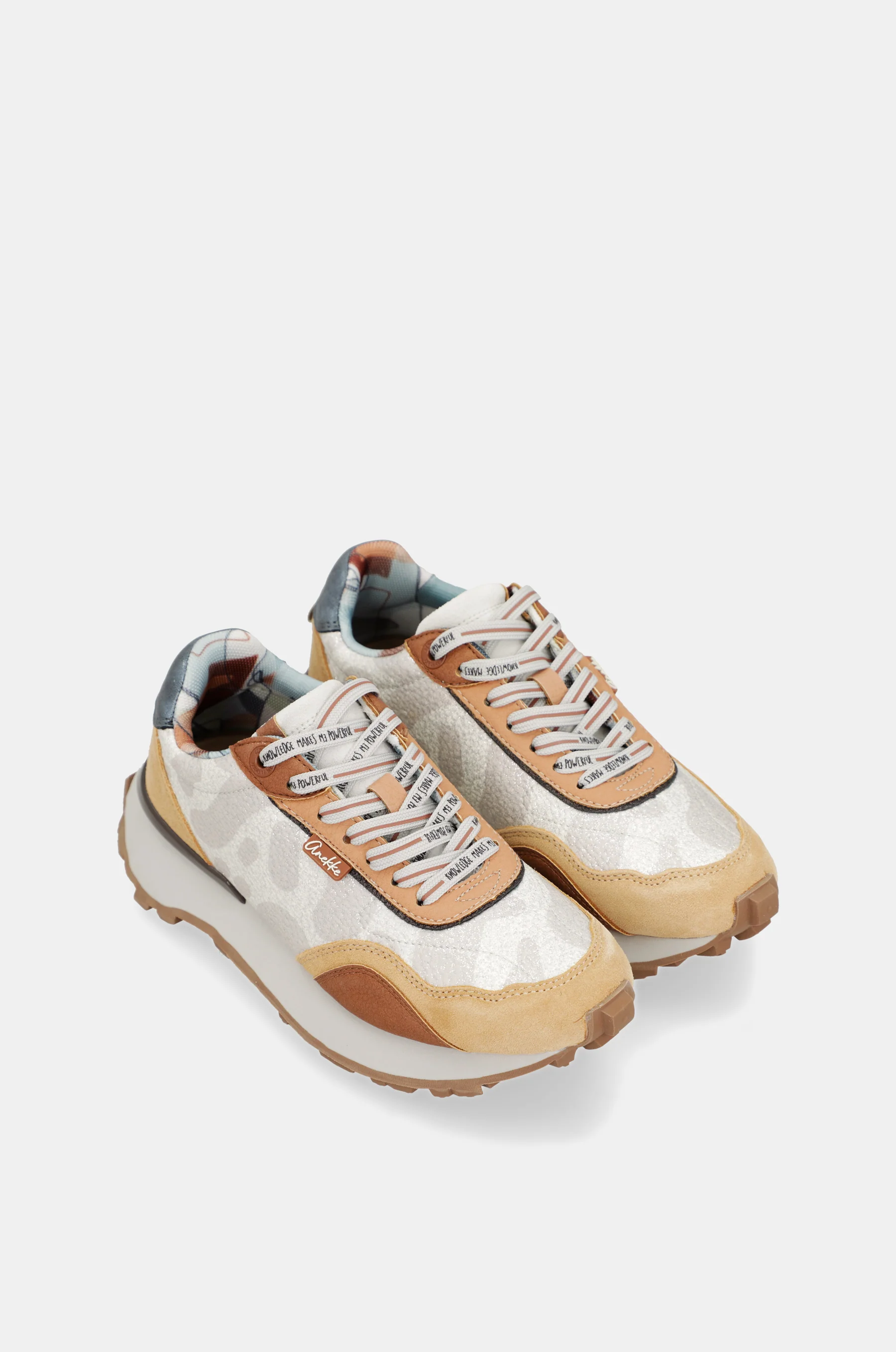 Sneakers beige et orange - Image 3