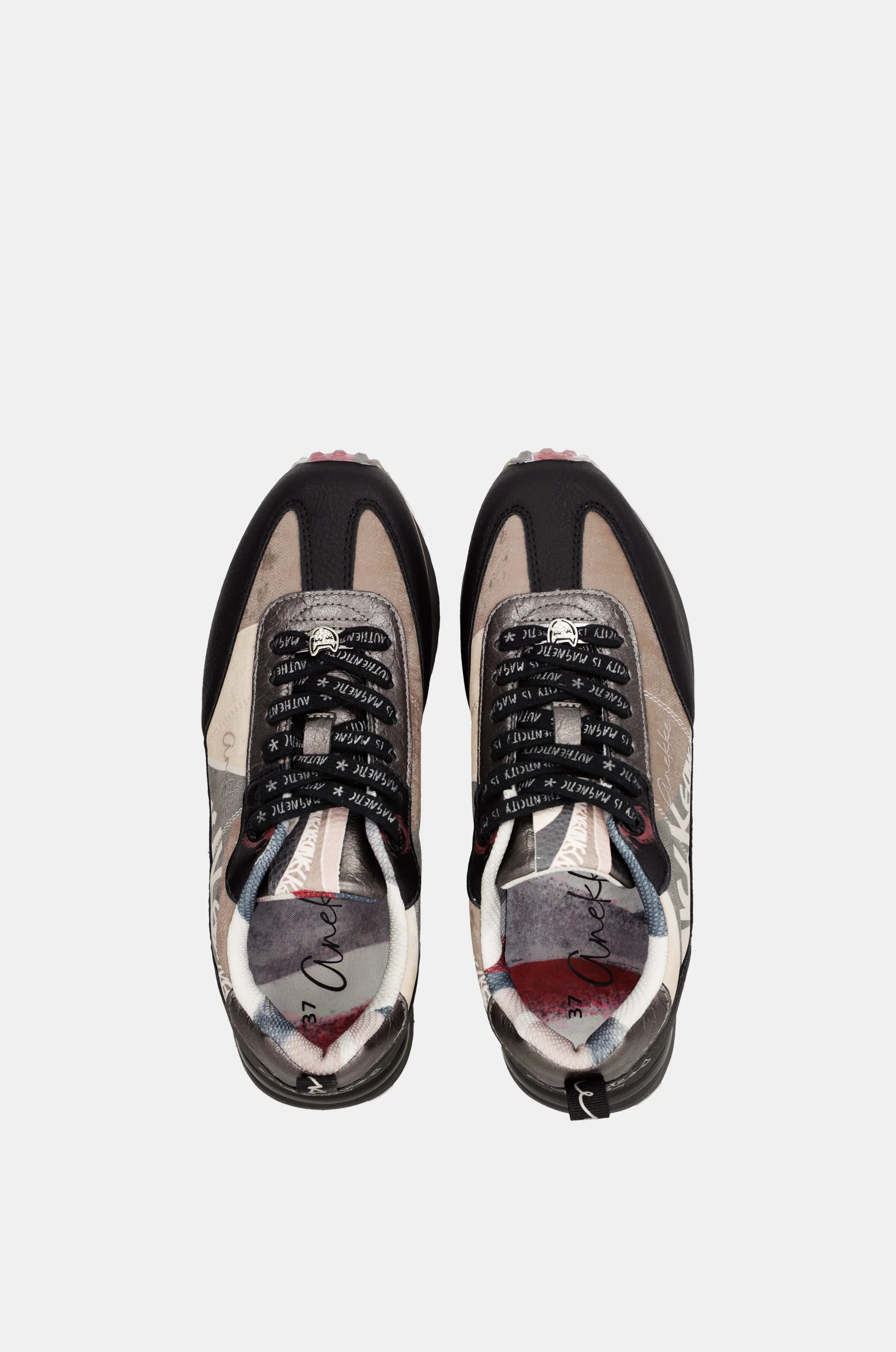 Sneakers noirs et roses - Image 8