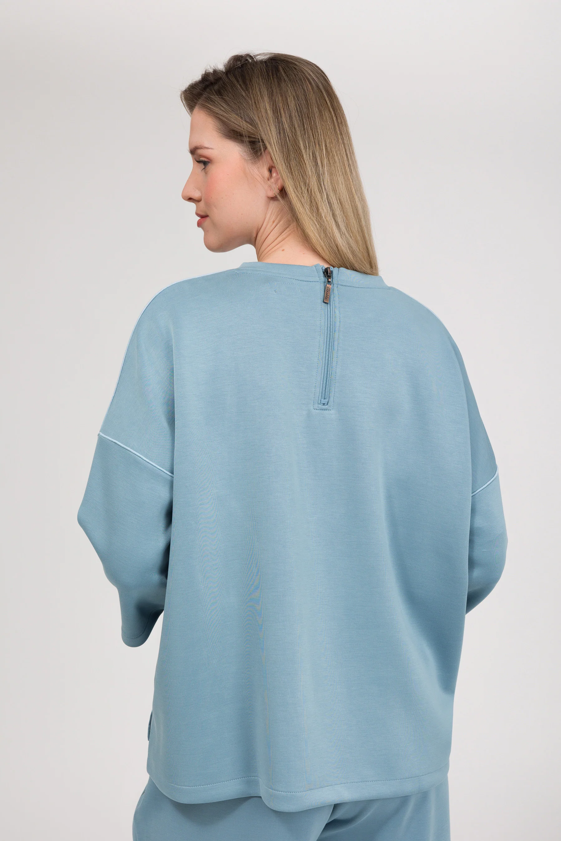 Sweat bleu à manches courtes - Image 4